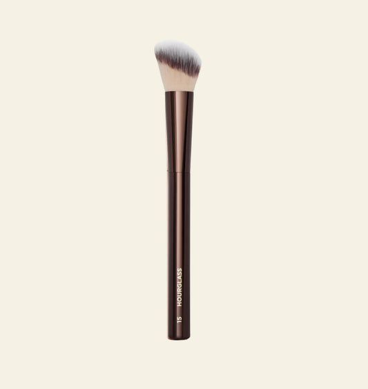 Hourglass blush brush